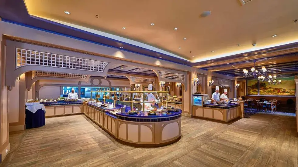 Restaurante Cape Cod en el Newport Bay Club, referencia para la Pensión Plus